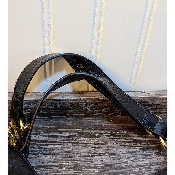 Hobo International Black Patent Leather Should Bag with Gold Hardware - Picture 8 of 8